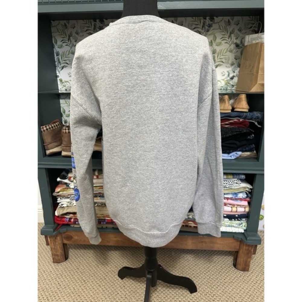 Disney Winnie The Pooh‎ Sweatshirt Sweater Size Medium Design On Arm - Picture 8 of 8